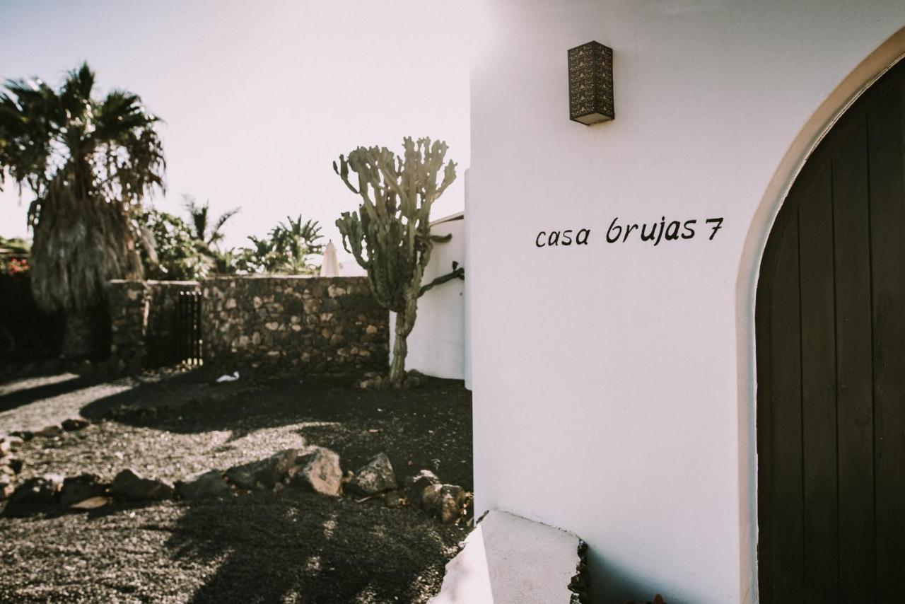 Casa Brujas Lajares Villa Exterior photo